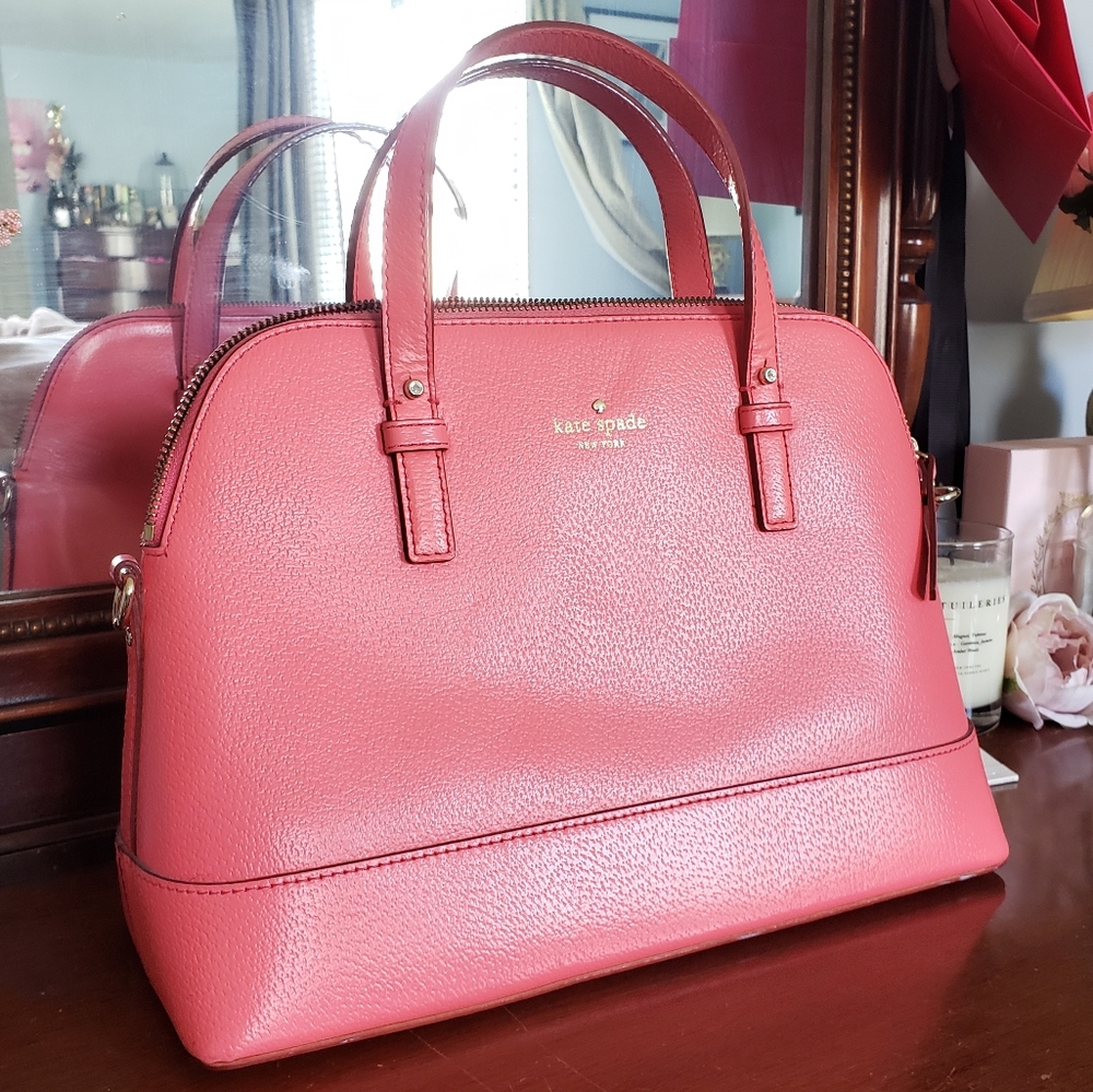 LIKE NEW CORAL PINK LEATHER KATE SPADE HANDBAG